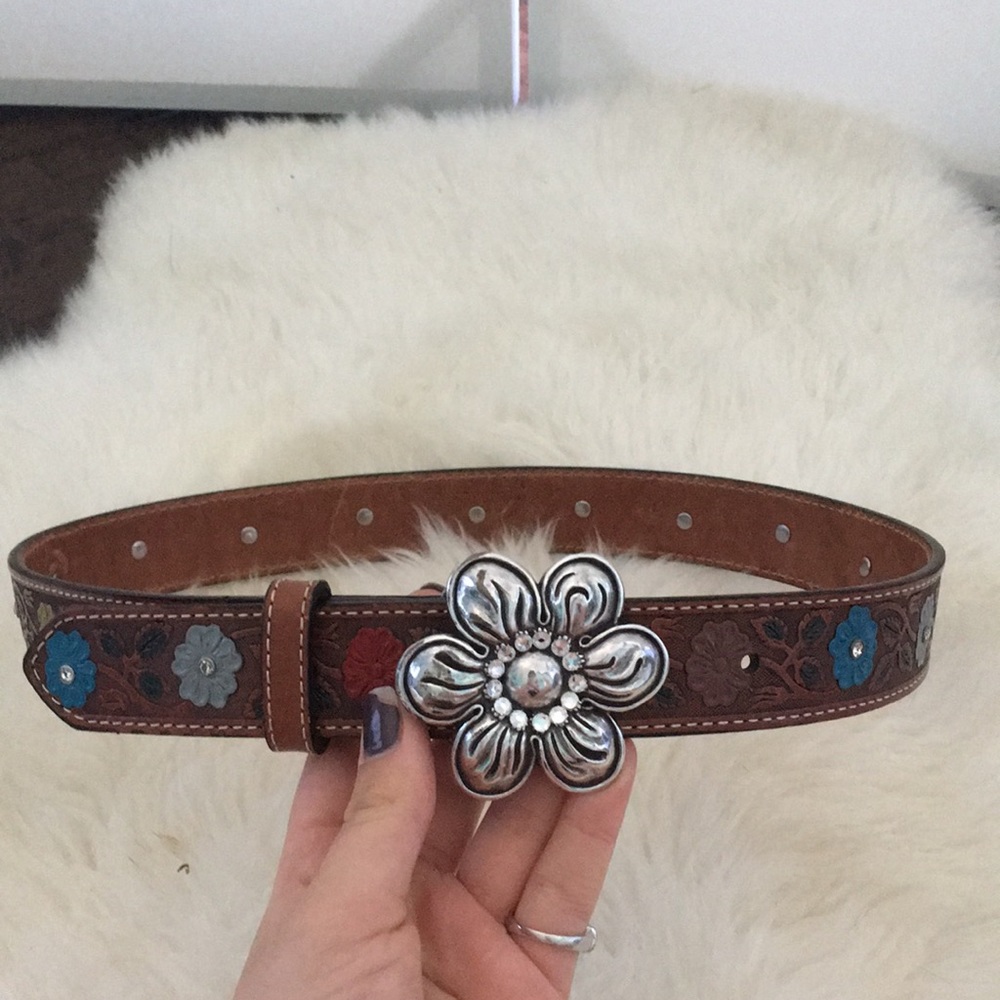 Western style flower belt
